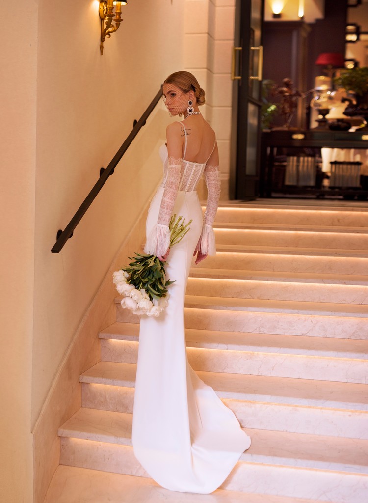 Свадебное платье с корсетом